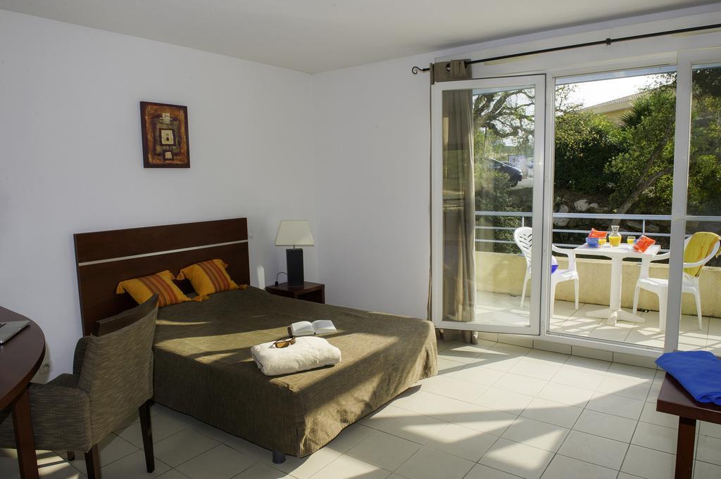 Appartea Golf Side Aparthotel Biot Buitenkant foto