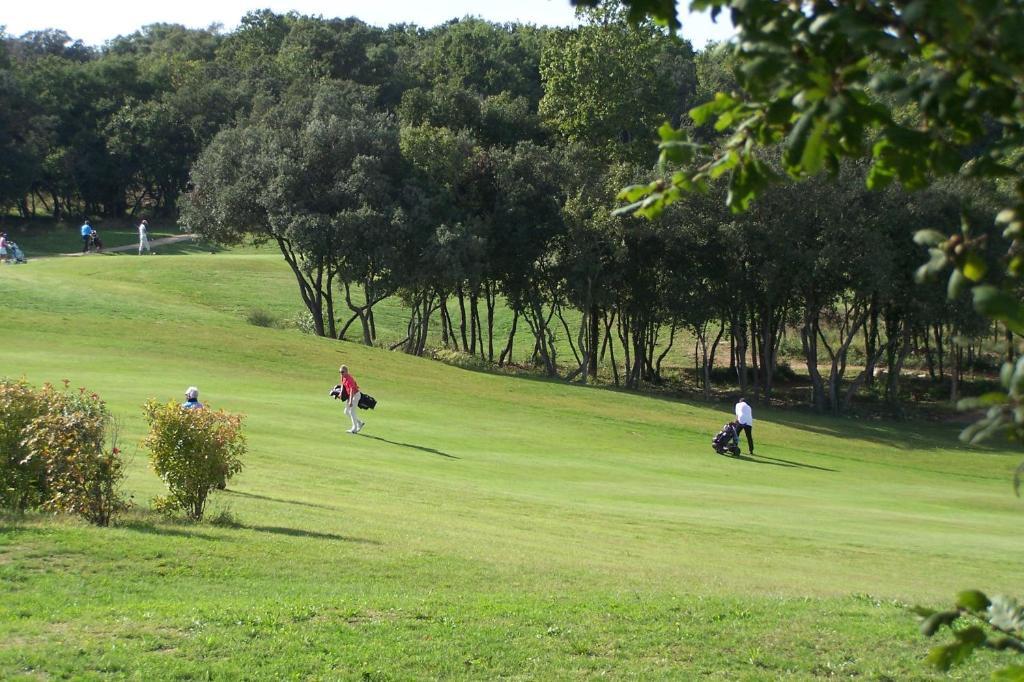 Appartea Golf Side Aparthotel Biot Buitenkant foto